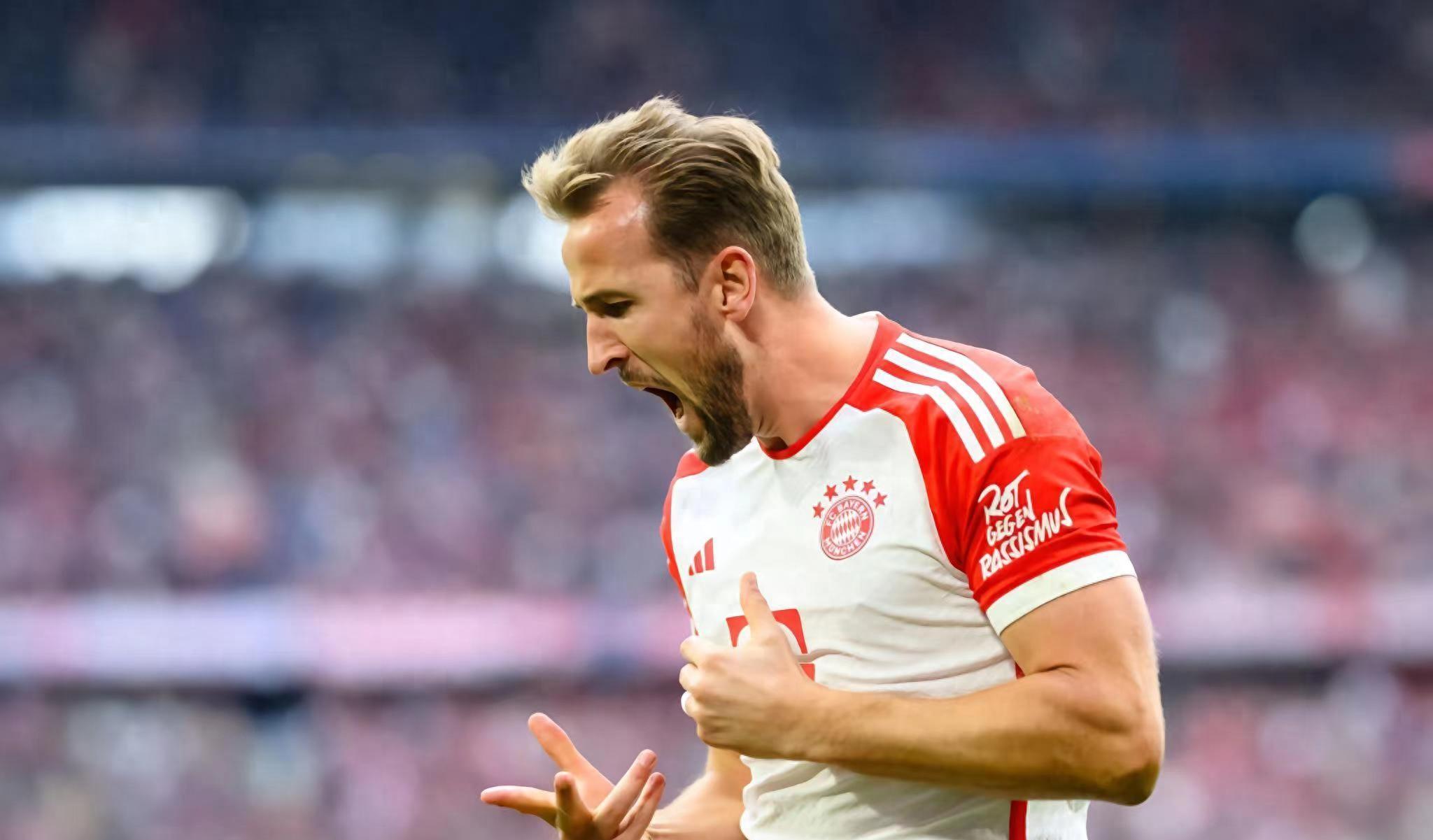 包含拜仁慕尼黑轻取奥林匹亚科斯，小组领先晋级的词条