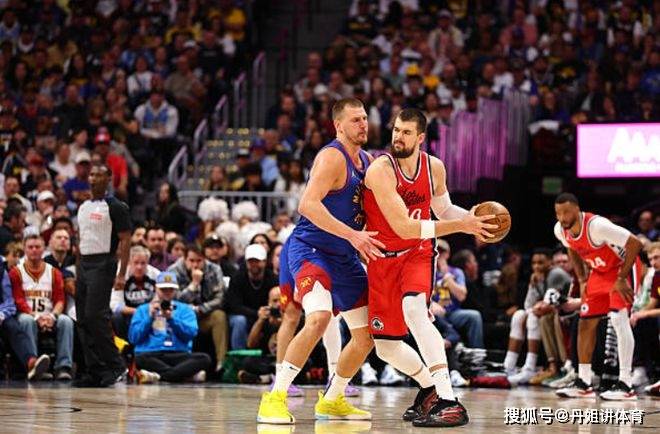 关于快船客场击败马刺，哈雷尔狂揽+领先大比分的信息